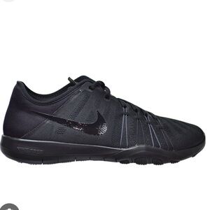Nike Free TR 6 Black/Black
